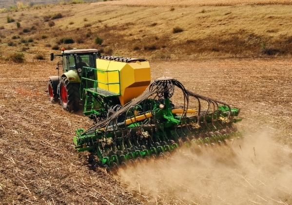 PERSEUS SINGLE-DISC SEEDING COMPLEX (Trailed, two-row)