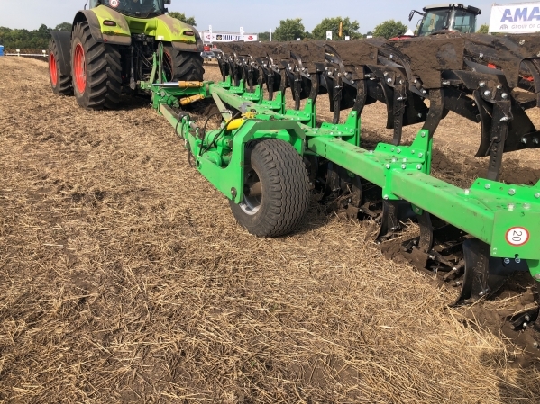 PON 7‒40+1 reversible plough