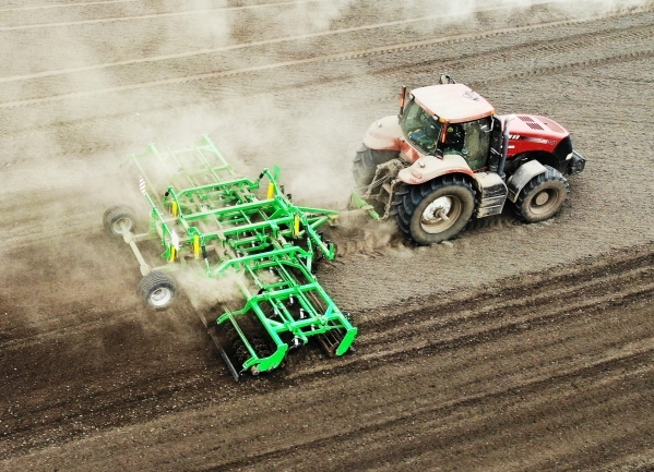 Передпосівний комбінований агрегат FORWARD 8 Велес Агро